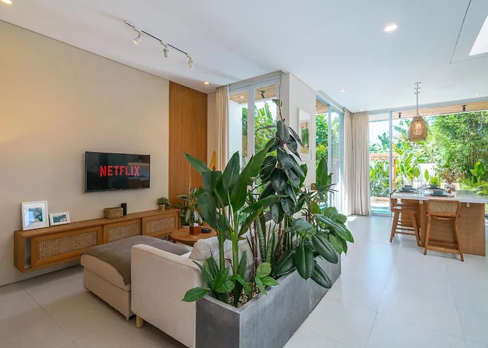 Loom - Contemporary 2br With Pool In Vibrant Villa *