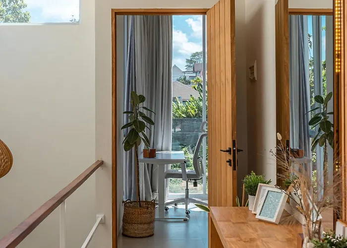 Loom - Contemporary 2br With Pool In Vibrant *