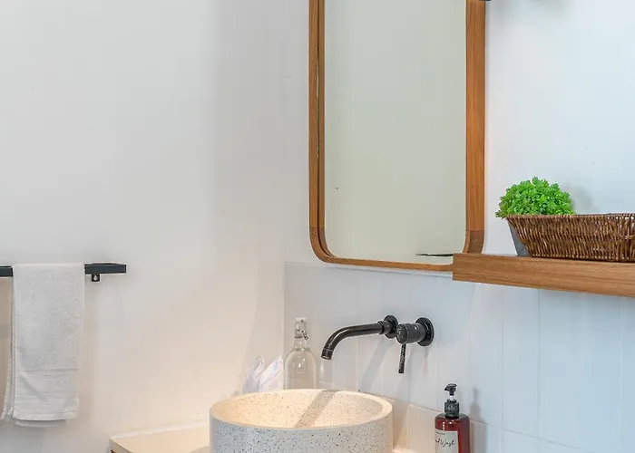 Loom - Contemporary 2br With Pool In Vibrant Villa Uluwatu